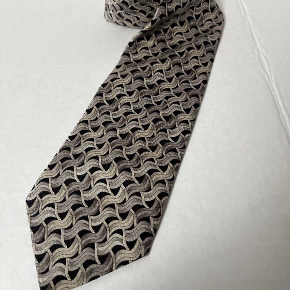 Carlos DeVenezia Vintage 100% Silk Tie Black Beige Geometric Mens Necktie